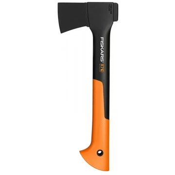 Fiskars kemping fejsze X7